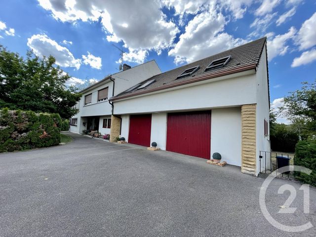 maison à vendre 9 pièces 256 0 m2 HOMBOURG BUDANGE 57